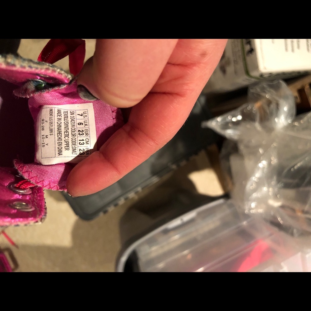 Toddler girls size 7 twinkle toes